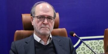 توضیحات سرپرست معاونت امور هنری در مورد حاشیه‌های یک اختتامیه