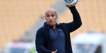 علی‌منصور به دنبال مهاجم پرسپولیسی!